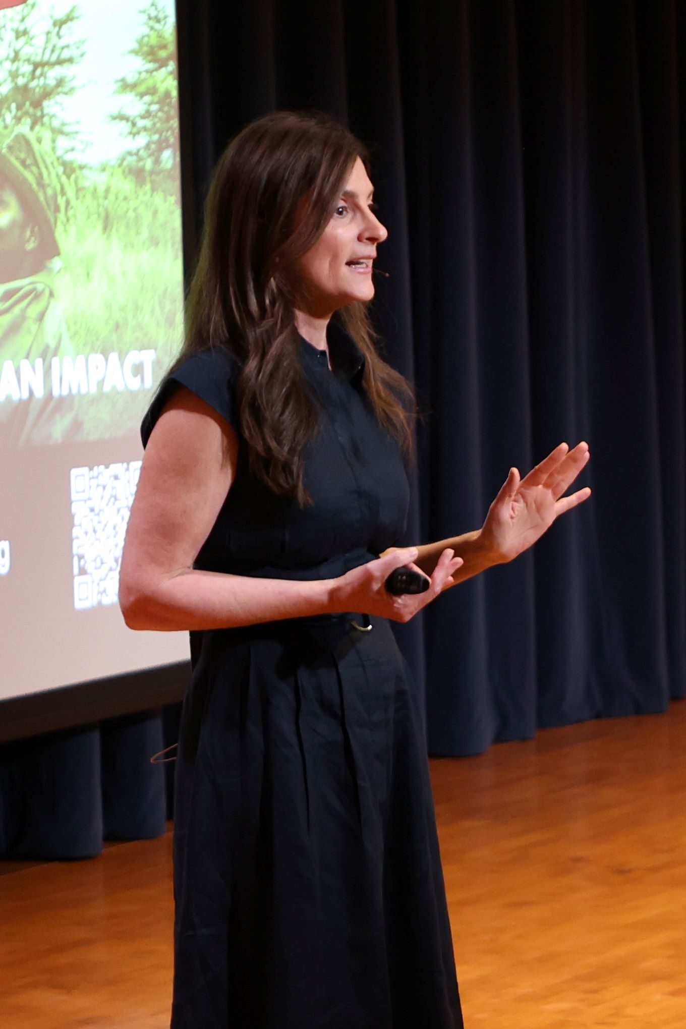 Signature Series speaker Ami Vitale